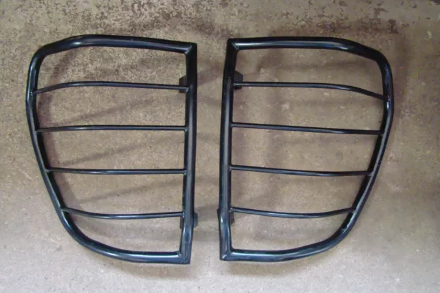 Black Horse Tail Light Guards Black Fits 2005-2010 Jeep Grand Cherokee