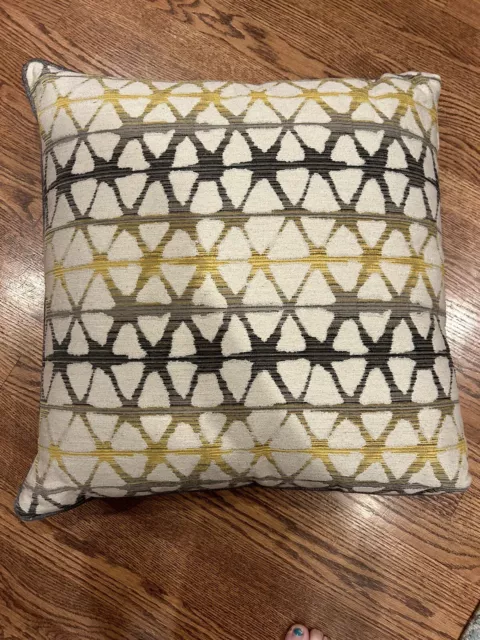 Cindy Crawford Home Palm Springs Accent Throw Pillows Gold Gray Zipper Down Fill 2