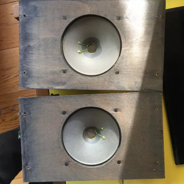 Pair matched Tweeter Paper cône speakers Good working 1.5uF caps Tube amp stereo