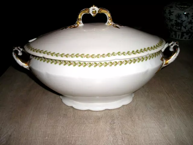 PORCELAINE de LIMOGES - GUERIN WILLIAM 1891 / 1927  - Belle SOUPIERE