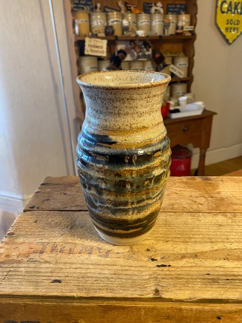 Vintage Studio Pottery Ribbed Shape Vase with Brown / Blue Glaze – Great! –