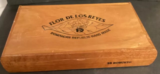 Vintage Flor De Los Reyes Dominican Republic Cigar Box Empty Wooden 25 Robusto