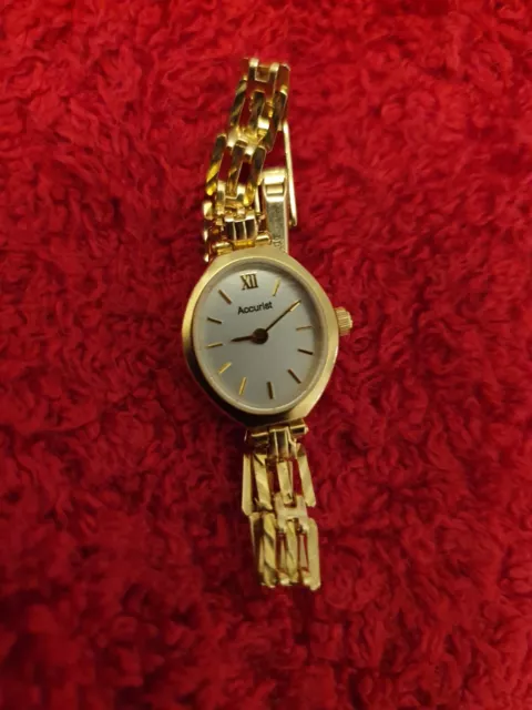 ACCURIST LADIES 9CT Gold Watch Elegant Dainty With Faceted