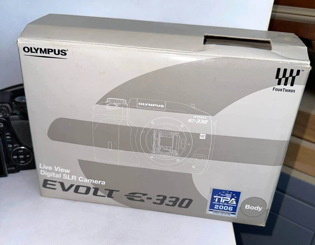 Oly EVOLT E-330 7.5MP Digital SLR Camera - Body Only w Complete Kit Cult camera