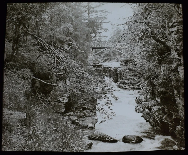 ANTIQUE Magic Lantern Slide ABOVE BALMORAL C1897 VICTORIAN PHOTO SCOTLAND
