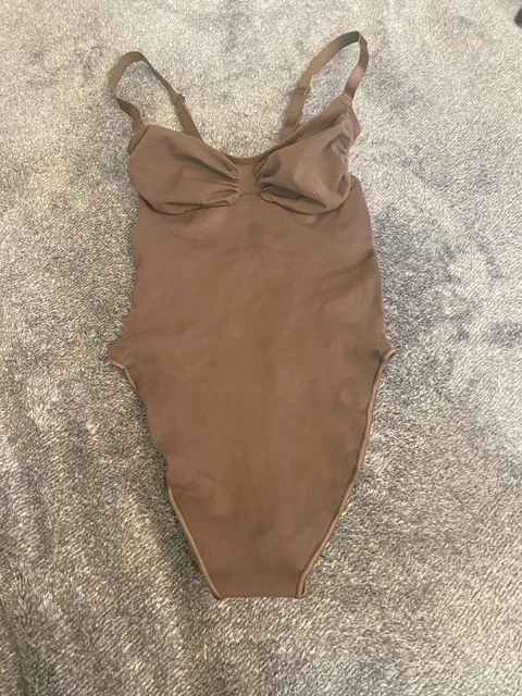 SKIMS SEEM LESS Sculpt Thong Body Suit Size M Color Brown £28.78 ...