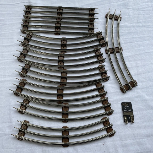 10 PIECE LOT Vintage Lionel o gauge Train Track Gauge 3-Rail 10in CURVED USA