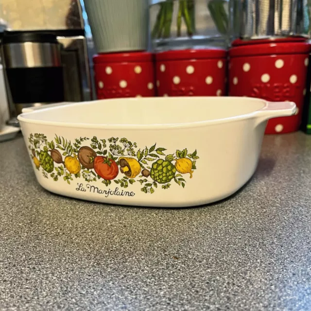 1970s Corning Ware Spice Of Life La Marjolaine A-2-B 2 Liter Dish 2