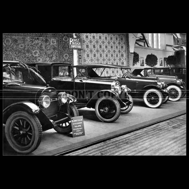 Photo A.029622 LINCOLN 8 CYLINDER CARS AMSTERDAM MOTOR SHOW 1924