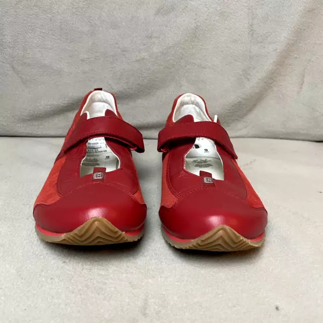 Vintage Kenneth Cole Reaction Shoes Womens 9 Red Suede Hook Loop Pointed Toe 2