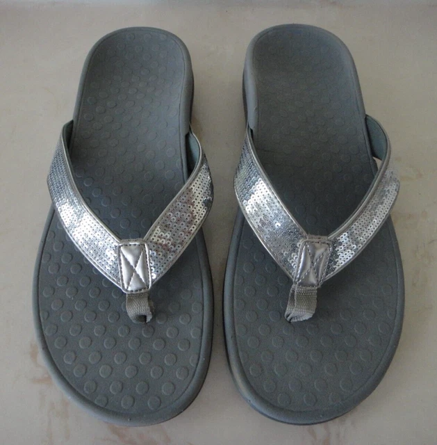 VIONIC TIDE Silver Sequin Toe Post/Thong Sandals Orthaheel Women's Size 10 Gray