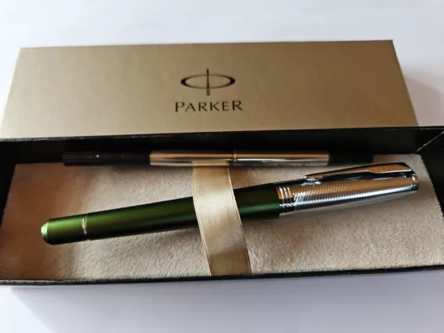 Parker Urban Premium Green Rollerball  In Geschenkbox,  Neu