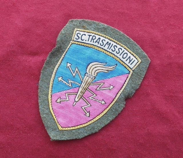 Armée de terre - Scudetto da braccio vintage E.I. Brigata Cavalleria Pozzuolo del Friuli ottimo