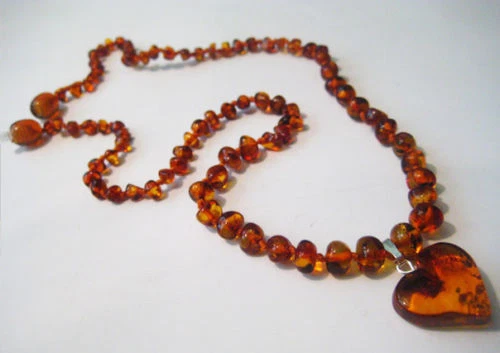 Collier En Ambre Baltique Véritable - Longueur 47.8 Cm, Pierres Baroques Couleur Miel, Fabrication Artisanale Lituanie