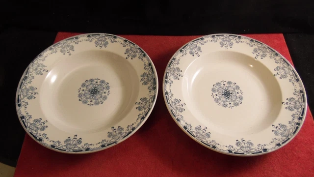 Service de 2 assiettes creuses en faience de Sarreguemines modèle Mignon