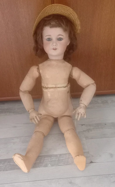 Ancienne Poupée Bleuette En Porcelaine Signée Jumeau / SFBJ – 64 Cm