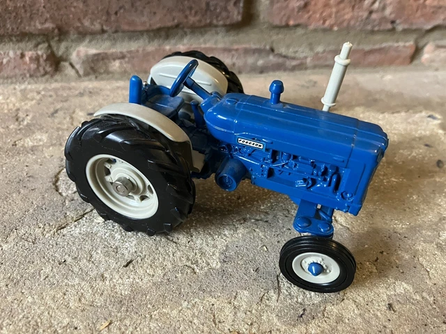 Tracteur Britains 100ème Anniversaire – Fordson Major 1/32 – BRI43293 – Neuf