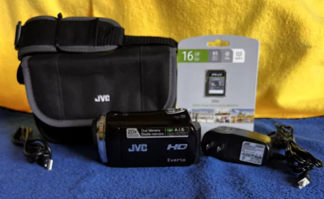 JVC Everio GZ-HM320BU 200x Digital Zoom Camcorder - Nr Mint - 16GB SD - Bundle