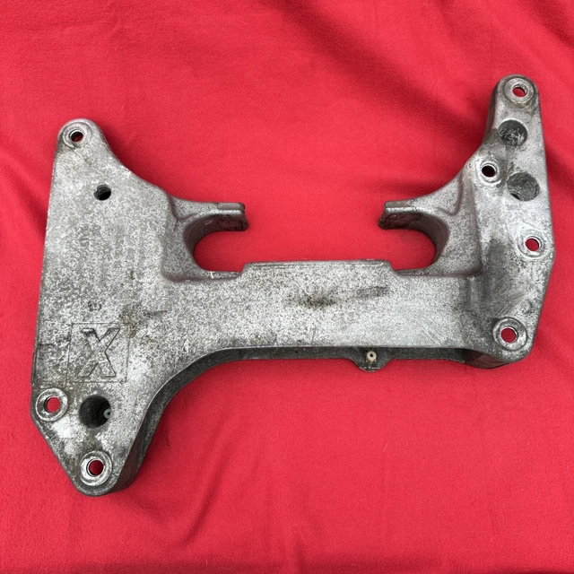 BMW 5 7 SERIES G30 G11 G12 Gearbox Support Mount Bracket Holder 6870619