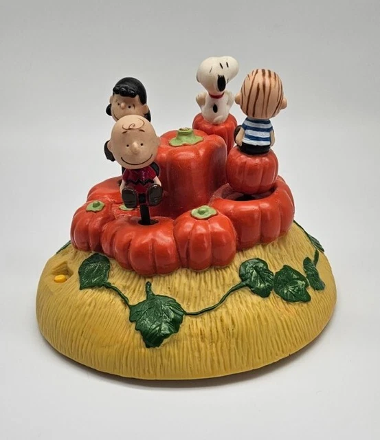 DANCING PEANUTS GANG Gemmy 1998 Snoopy, Linus And Lucy Theme Great