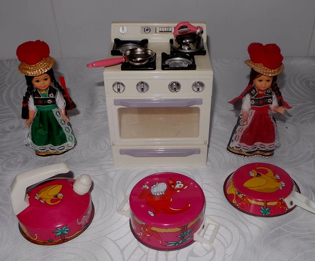 Ancienne Cuisinière DRGM Avec Batterie De Casseroles – Jouet Tôle BING MARKLIN