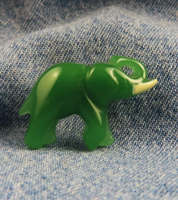 Unsigned Vintage 1984 Avon Lucky Friends Faux Jade Elephant Tack Pin