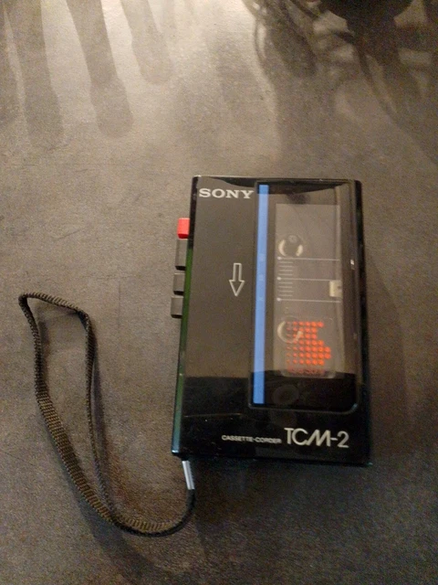 VINTAGE SONY TCM-2 Cassette-Corder Tape Recorder For Parts, Not Working) Walkman EUR 25,71 - FR