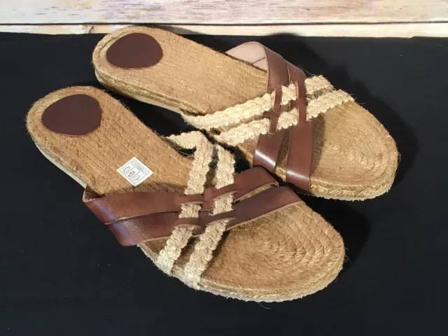 Andre Assous US Size 10 Brown Leather Raffia Espadrilles Slip On Slide Sandals