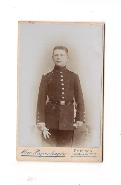 CDV Foto Soldat - Berlin um 1900