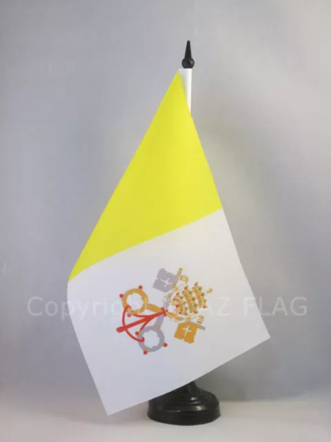 DRAPEAU DE TABLE VATICAN 21x14cm - PETIT DRAPEAUX DE BUREAU VATICAN 14 x 21 cm -