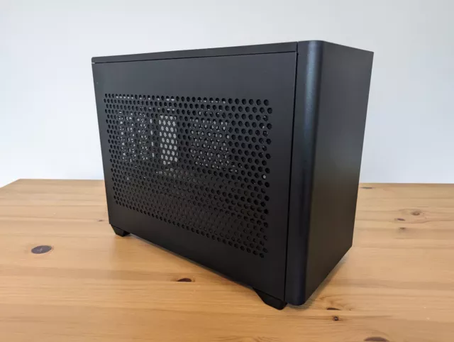 Cooler Master MasterBox NR200P Mini-ITX-PC-Gehäuse - schwarz