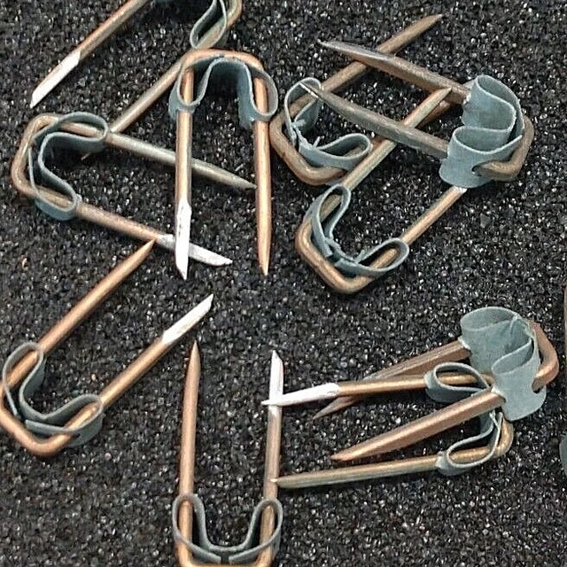 74 Pcs Eagle 259-7 Vintage Coppered Insulated Staples 2