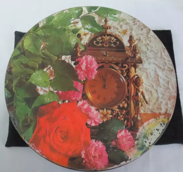 https://www.picclickimg.com/QfsAAOSwVjFkBrZc/Vintage-Round-Rose-Clock-Tin.webp