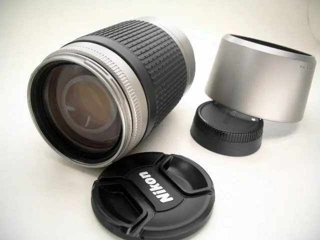 70-300mm Nikon Nikkor F Zoom Teleobjektiv Vollformat FX DX 1:4-5.6 G Telezoom AF
