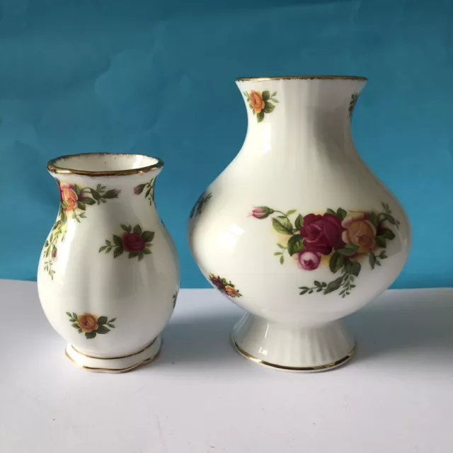 Royal Albert Country Roses - Pair of differing sizes Vases