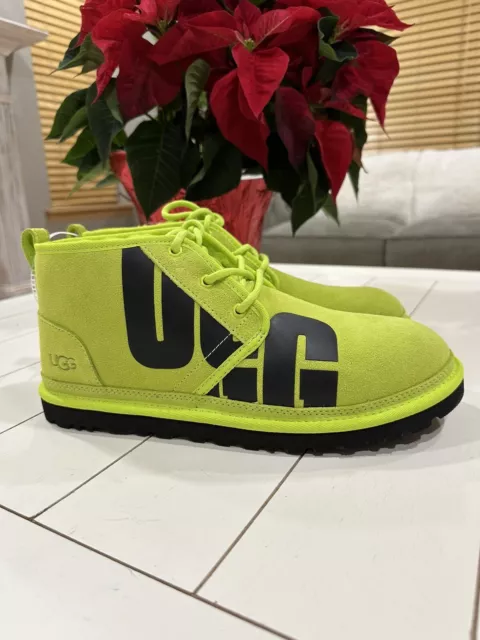 Neumel Chobt UGG Australia Men’s Boots Chukkas Leather Size 11 Lime Green