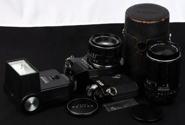 Asahi Pentax ES II 35mm Film SLR c/w 55mm f/1.8, 135mm f/3.5 Lens & Flash Kit