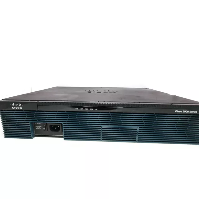 Cisco 2900 Series ISR Router Type Cisco2911/K9 V7.0.