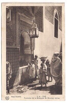 Fez, fountain of the mosque of moulay-Idriss