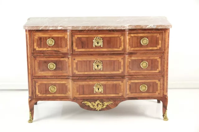 Commode marquetée Epoque Transition Louis XV 15 / XVI 16 mi -18 XVIII ème siècle