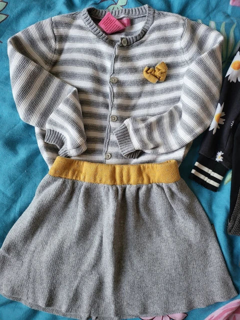 Pacchetto set outfit bambina taglia 3-4 anni gonna pantaloni cardigan 2