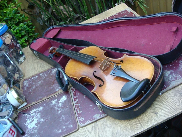 Vintage Old Violin  In case without  Bow for Restoration Spare  To Repair
