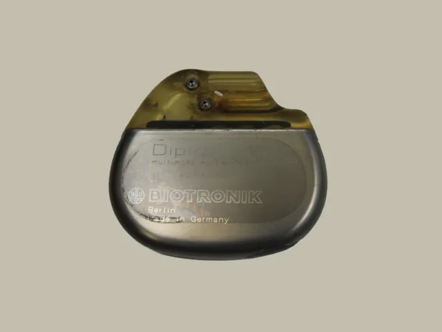 Vintage Heart Pacemaker - Biotronik - Diplos 5 - Multimode - Germany - Nice!!!