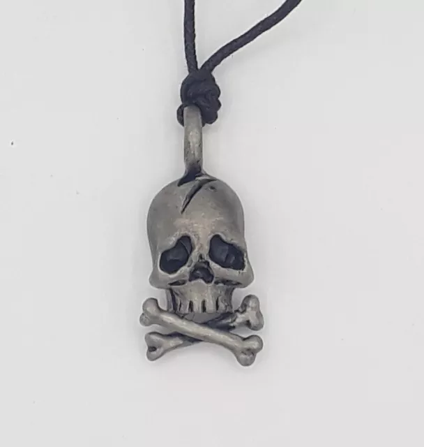 Collier Chaîne Tête de Mort Style Biker Pirate Gothique Étain Amovible 12 Motive