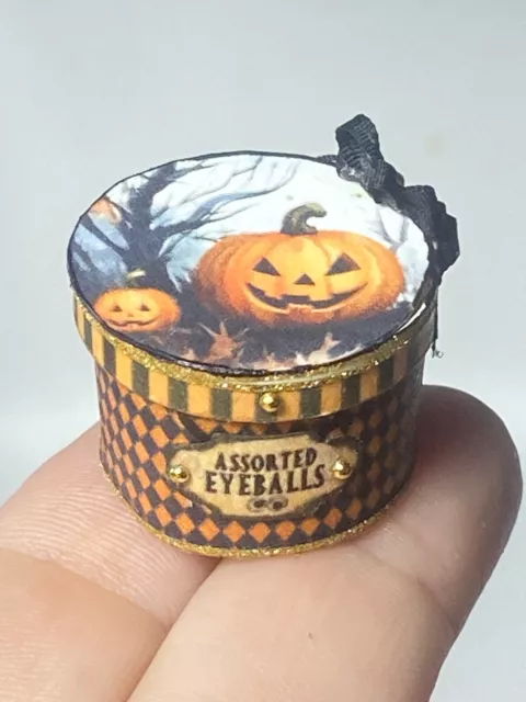 Artisan Halloween Assorted Eyeballs Magic Box 1:12 Dollhouse Mini Signed OOAK 23