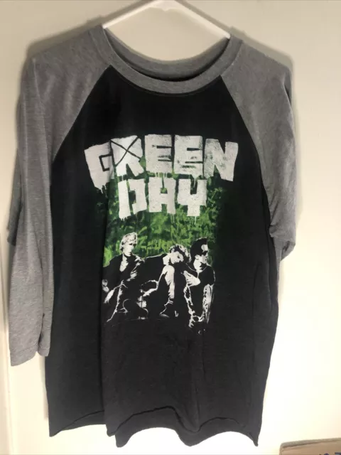 2015 Green Day Rock Roll Hall of Fame Graphic Tee Shirt Long Sleeve Size XL