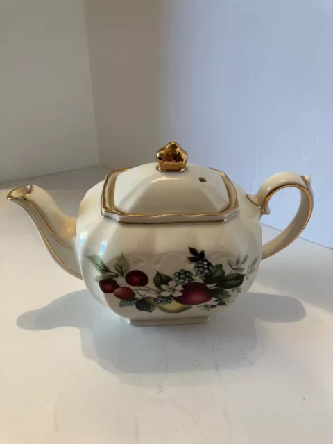 Sadler Cube Personal Size Teapot In Windsor Style Botanical With Gilt Trim