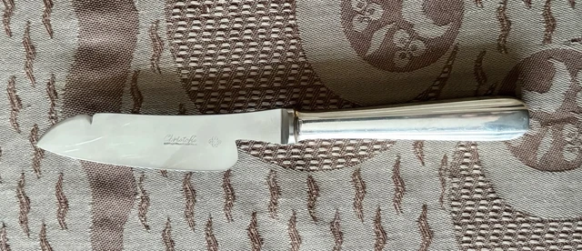 12 couteaux de table manche métal argenté orfèvre Christofle modèle Boreal gravé NC Vintage silver-plated dinner knives 24,6cm - France