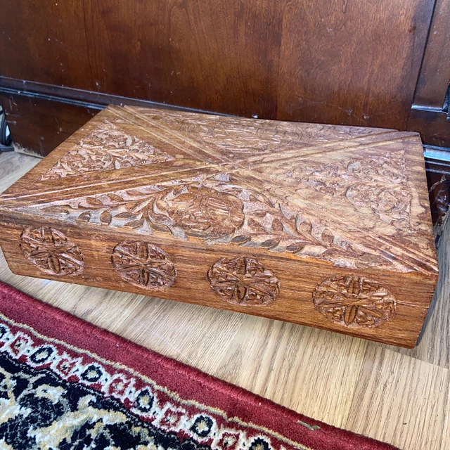 Old Antique Wooden Handcrafted Beautiful Engraved Floral Pattern Jewelry Box
