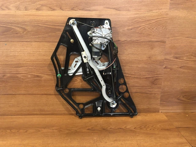 97-03 Mercedes W208 Clk430 Clk320 Right Rear Quarter Window Motor Regulator Oem